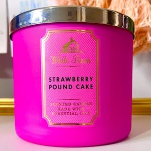 Strawberry Poundcake Candle